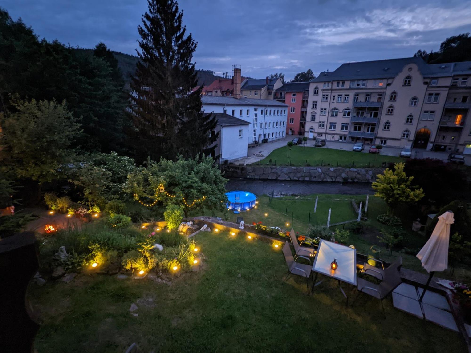 F1 - Urlaubsmagie - Helle Wohnung Mit Sauna & Pool & Whirlpool Sebnitz Extérieur photo