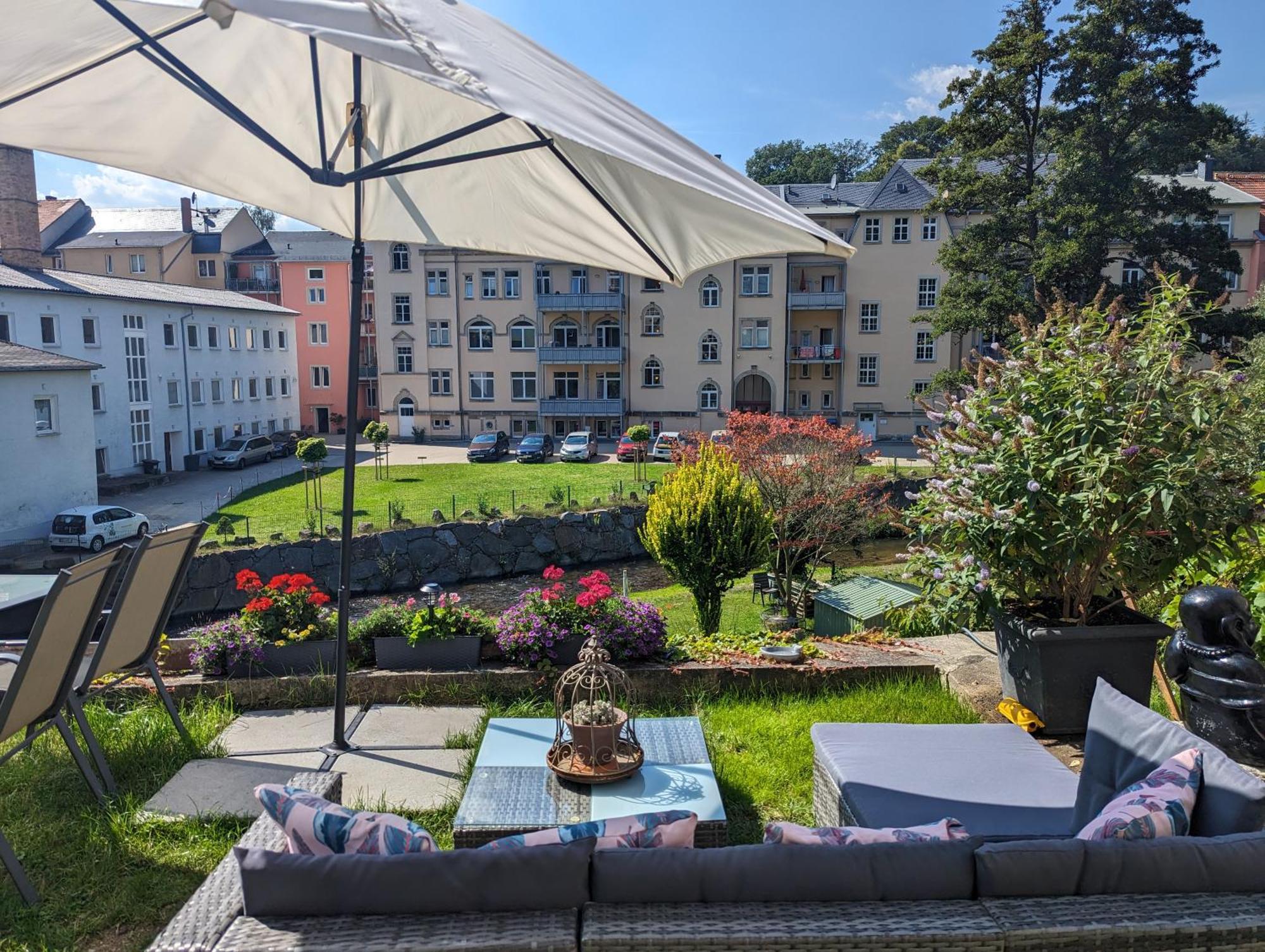 F1 - Urlaubsmagie - Helle Wohnung Mit Sauna & Pool & Whirlpool Sebnitz Extérieur photo