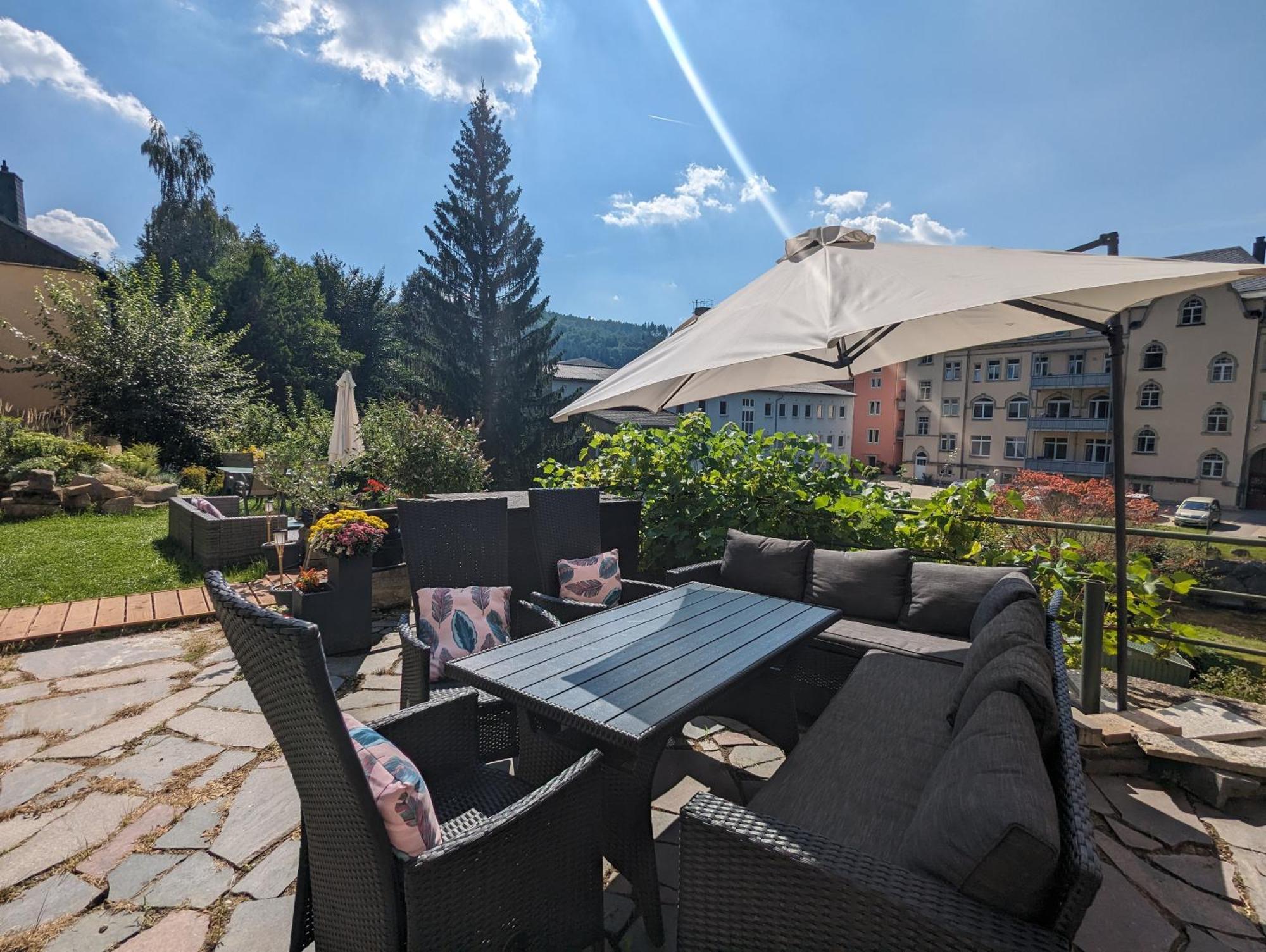 F1 - Urlaubsmagie - Helle Wohnung Mit Sauna & Pool & Whirlpool Sebnitz Extérieur photo