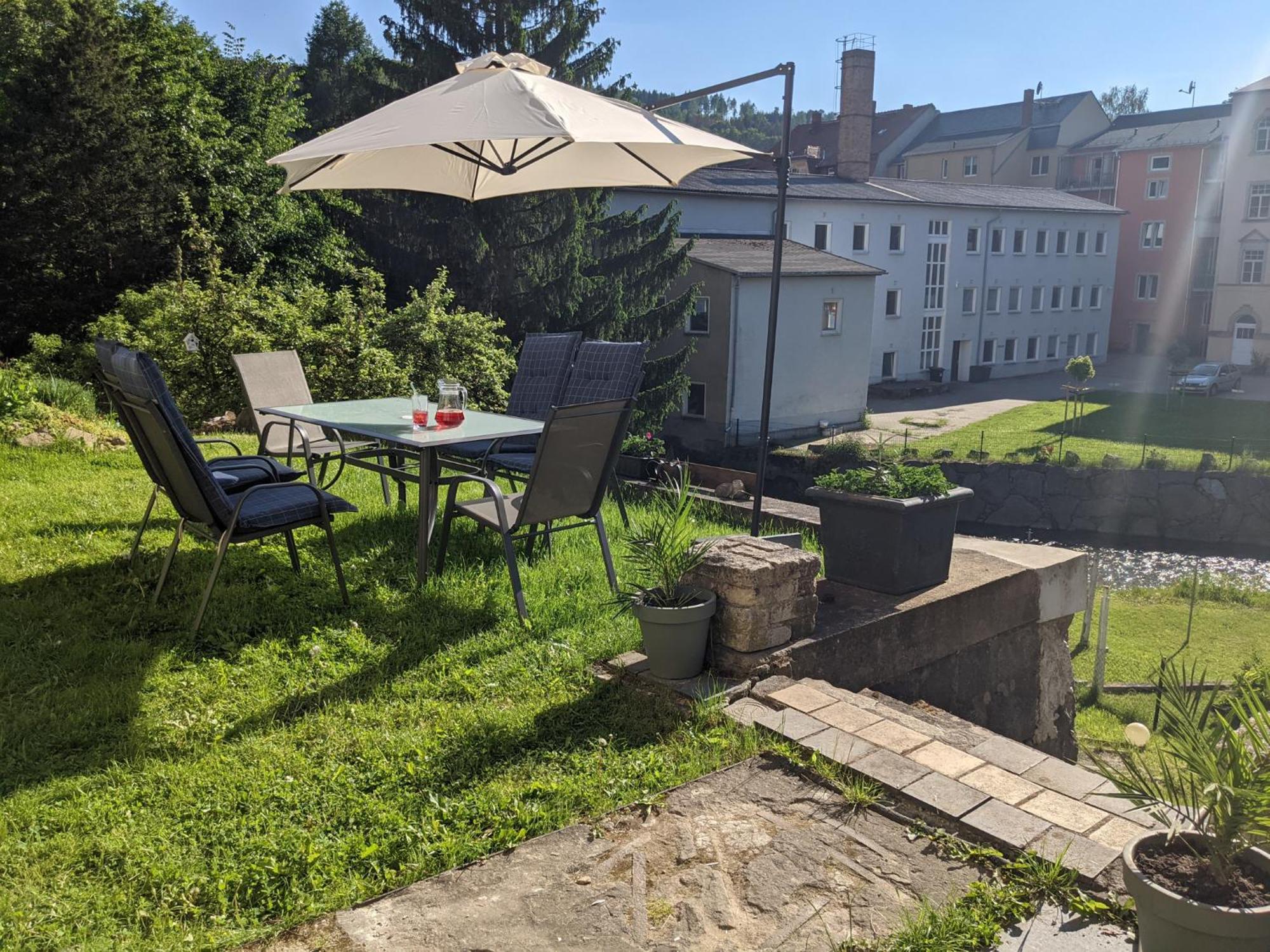 F1 - Urlaubsmagie - Helle Wohnung Mit Sauna & Pool & Whirlpool Sebnitz Extérieur photo