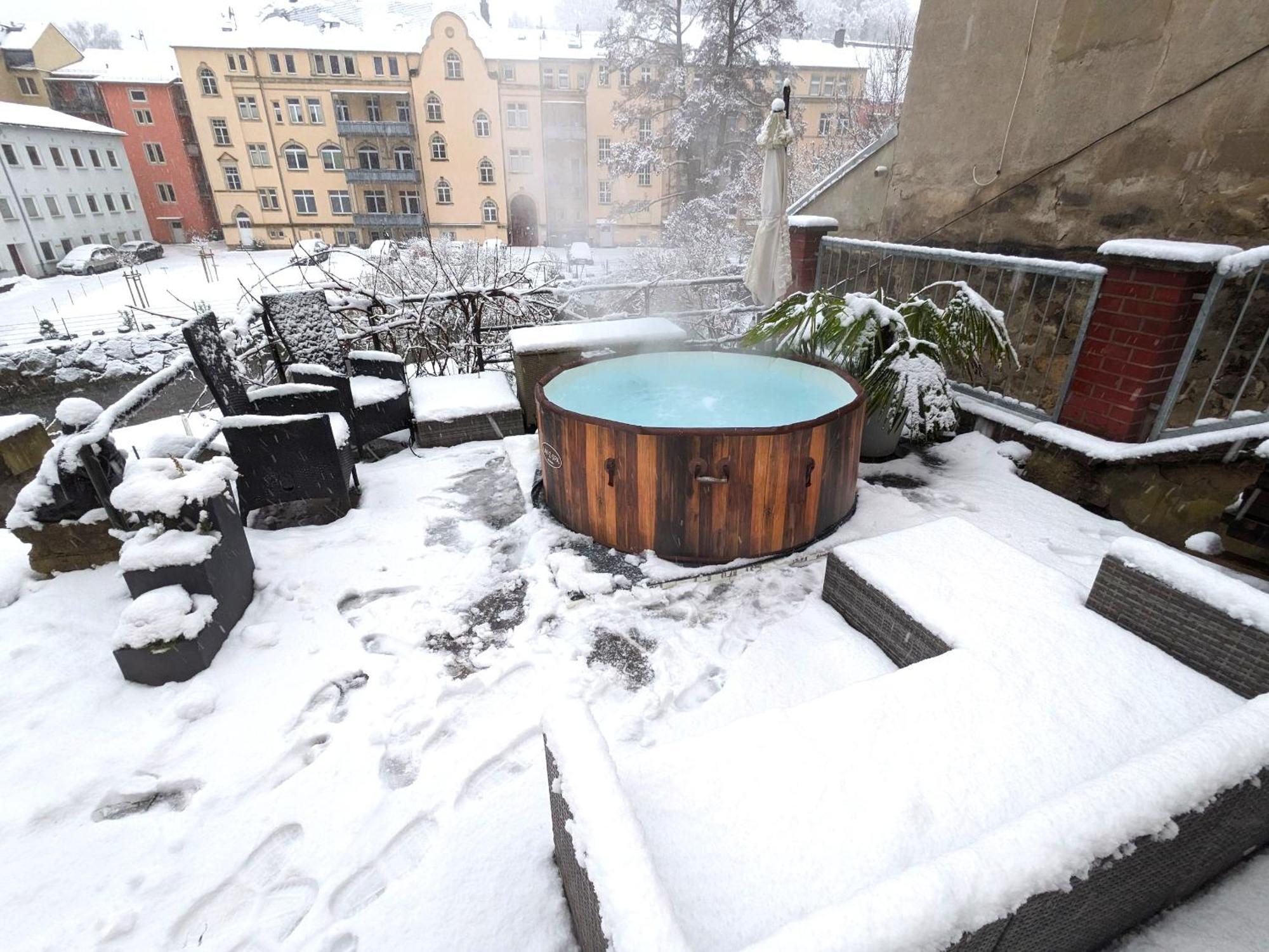 F1 - Urlaubsmagie - Helle Wohnung Mit Sauna & Pool & Whirlpool Sebnitz Extérieur photo
