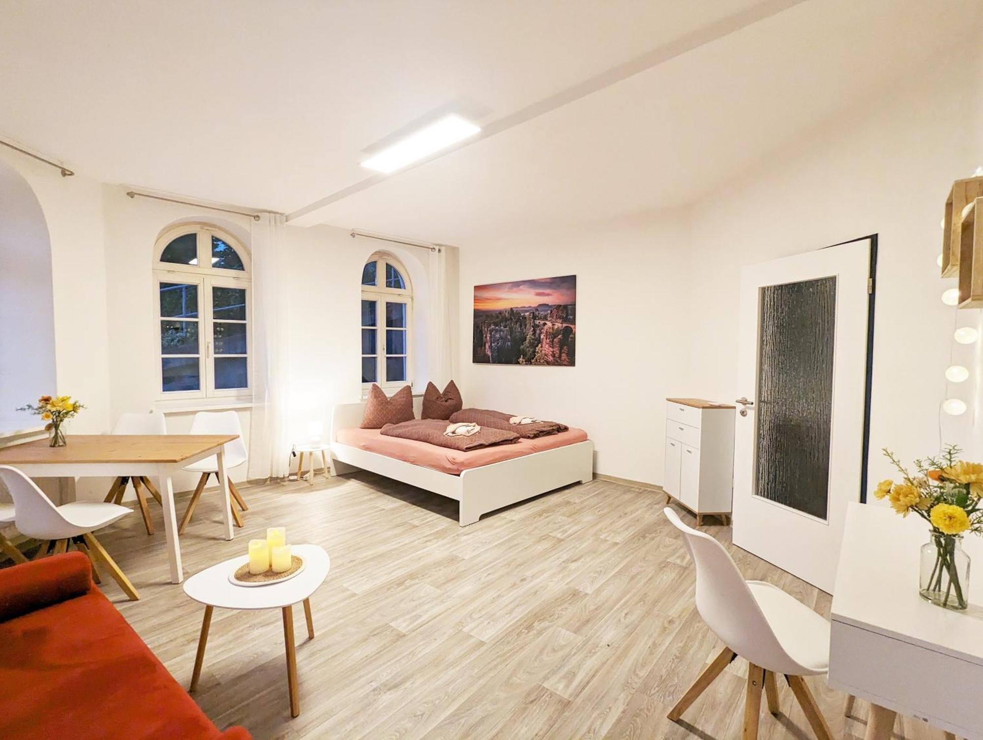 F1 - Urlaubsmagie - Helle Wohnung Mit Sauna & Pool & Whirlpool Sebnitz Extérieur photo